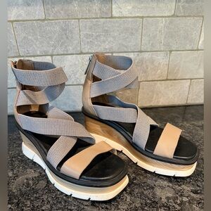 Sorel Women's Joanie III Sport Strap Sandal.